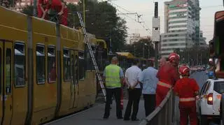 Uszkodzona sieć trakcyjna na Woli