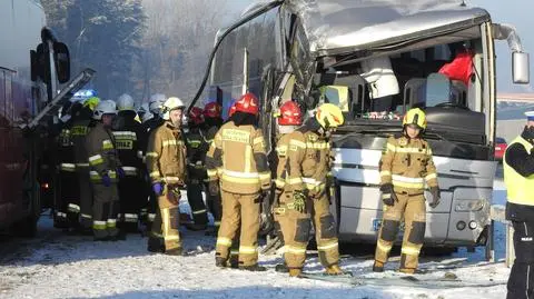 Zderzenie autokarów na trasie Warszawa-Lublin. Jeden z nich przewoził dzieci