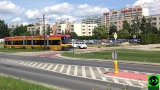 Zderzenie toyoty i tramwaju