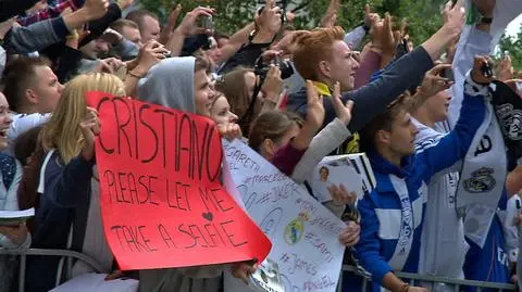 Tłumy czekały na piłkarzy Realu. Kibice chcieli "selfie" z Ronaldo