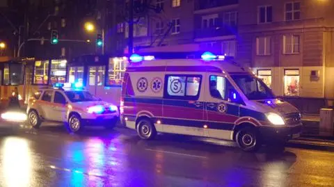 Tramwaj potrącił pieszą. Utrudnienia na Puławskiej