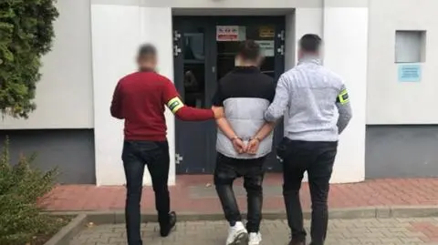Zwabili go do mieszkania, uwięzili, "bestialsko skatowali". Jego pieniądze wydali na alkohol i narkotyki 