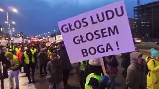 Protest przeciwko obwodnicy przez Wesołą