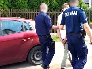 Policjanci zatrzymali mężczyznę podejrzanego o włamanie do gołębnika