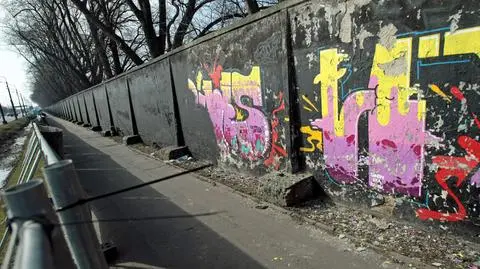 Przepraszają (kolejny raz) za zamalowanie muru