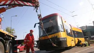 Wykolejenie tramwaju przy Galerii Mokotów