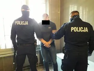 Policja zatrzymała dwóch mężczyzn po pościgu