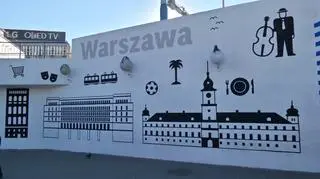 Mural przy metrze Centrum 