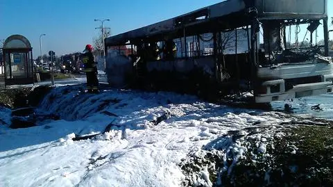 Autobus spłonął doszczętnie