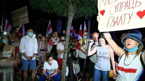 "Niech żyje wolność". Manifestacja przed ambasadą Białorusi