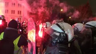 Protestujący dotarli na Mickiewicza