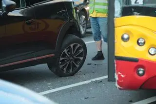 Zderzenie z udziałem autobusu miejskiego na Świętokrzyskiej 