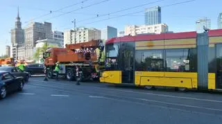 Tramwaj wypadł z toru na Marszałkowskiej