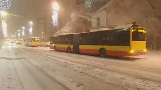 Śnieg zablokował autobusy