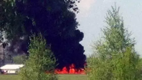 Na Bemowie rozbił się samolot. Nie żyją dwie osoby