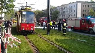 Tramwaj wypadł z szyn