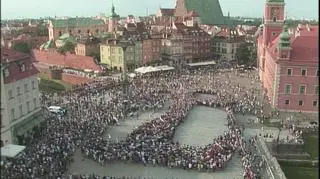 Godzina "W" na placu Zamkowym (wideo bez dźwięku) 