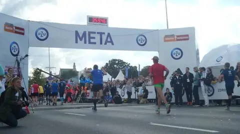Maraton zakończony, komunikacja wraca na trasy