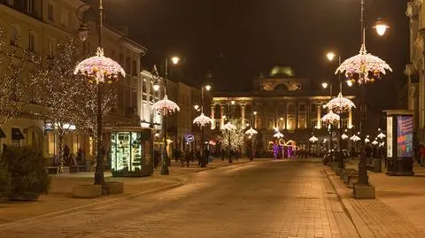 Nowe elektryki i hybrydy nie wjadą już na Krakowskie i Nowy Świat