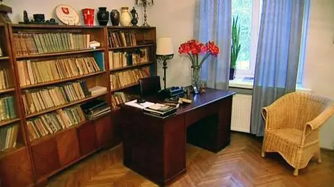 Literacki spacer po stolicy