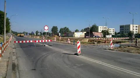 Zamknęli skrzyżowanie na Białołęce. Budują tramwaj na Tarchomin