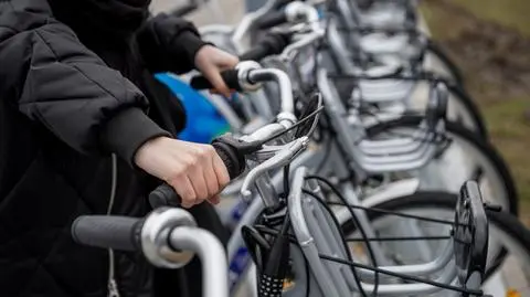 Wziął veturilo, bo "spóźnił się na autobus". Odpowie za kradzież