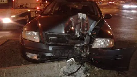 Kolizja na Ursynowie. Skoda PiS-u na latarni