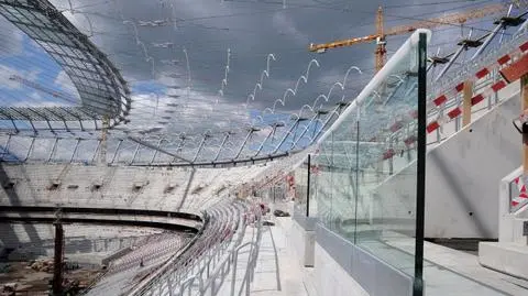 Stadion Narodowy  już ze szklanym dachem