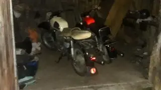 Policjanci odzyskali skradzione, zabytkowe motocykle