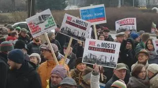 Protest przeciwników mostu Krasińskiego