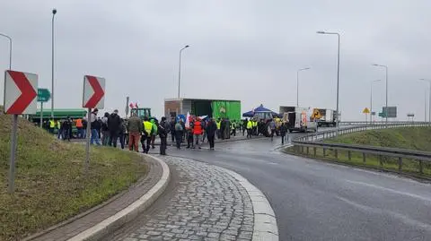 Rolnicy zakończyli blokadę przy autostradzie A2 