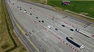 Zlikwidowano bramki na A2