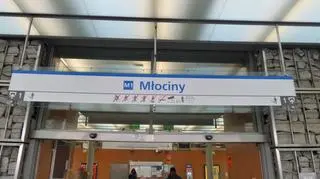 Metro Młociny