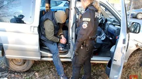 Zatrzymani złodzieje samochodów. "Kasza" i "Lisek" już w areszcie