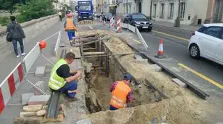 Ruszyły prace na Miodowej