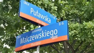 Dziki parking pod komisariatem przy Malczewskiego