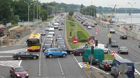 Awaria świateł na Wisłostradzie. Wymuszanie pierwszeństwa, niebezpieczne sytuacje