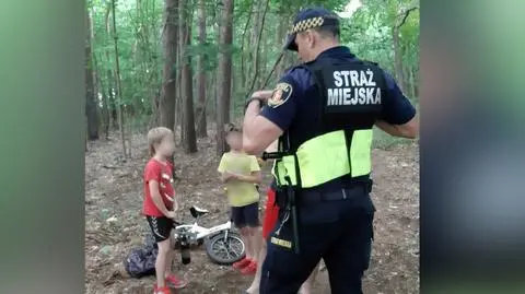 Pijany ojciec w lesie z dwójką dzieci. Strażnicy miejscy wezwali pogotowie i policję 