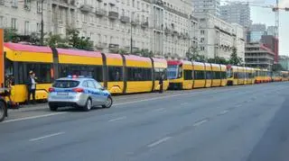 Wypadek autobusu i tramwaju na Marszałkowskiej