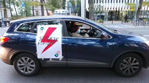 "Ostra jazda" przed Trybunałem Konstytucyjnym. Samochodowy protest w obronie praw kobiet