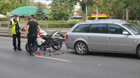 Motocyklista ranny po zderzeniu na Grójeckiej