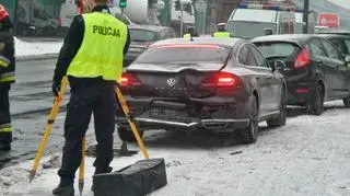 Zderzenie na zjeździe z alei Prymasa Tysiąclecia