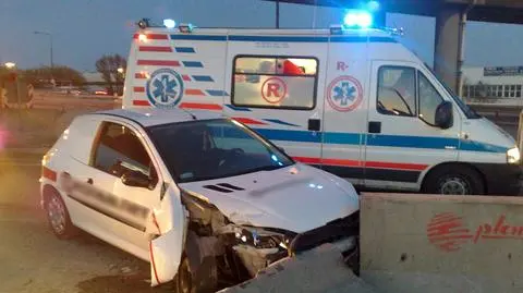 Oślepiło go słońce, uderzył w barierki