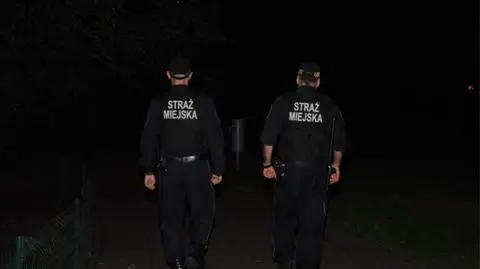 Zasnął na przystanku, został okradziony. Sprawca wpadł przez monitoring