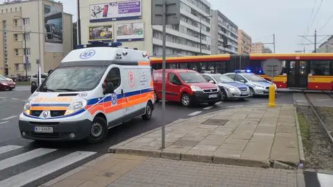 Zderzenie radiowozu z peugeotem