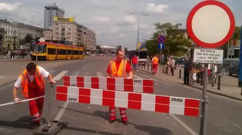 Most Poniatowskiego i Francuska zamknięte