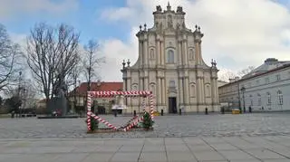 Dzwon przy Krakowskim Przedmieściu