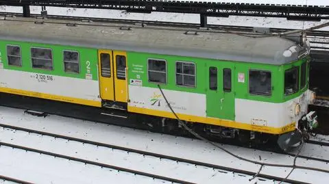 Awaria pociągu KM na stacji Warszawa Śródmieście