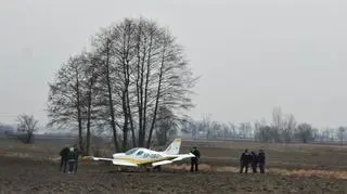 Samolot lądował awaryjnie 