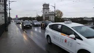 Protest taksówkarzy w centrum